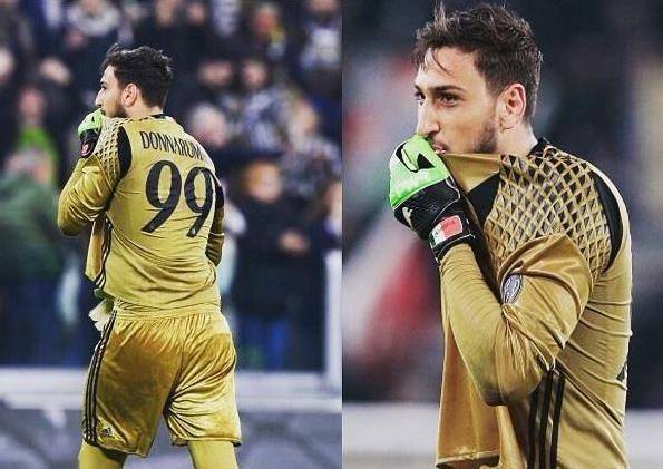 一场比赛踢两个位置？马丁心说：“小意思～”（一战两岗？马丁笑言：小菜一碟）