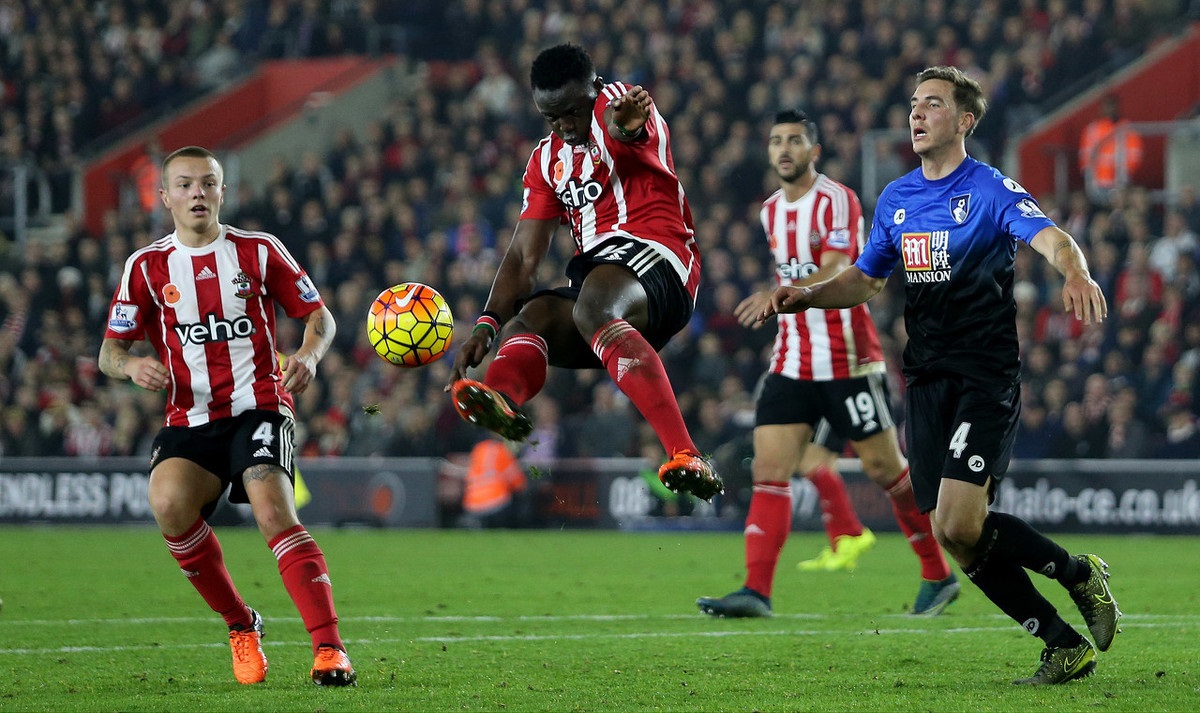 U16国足参加U17亚洲杯预选赛名单：邝兆镭在列，鲁能足校6人（U16国足出征U17亚预赛名单公布：邝兆镭入围，鲁能足校贡献6将）