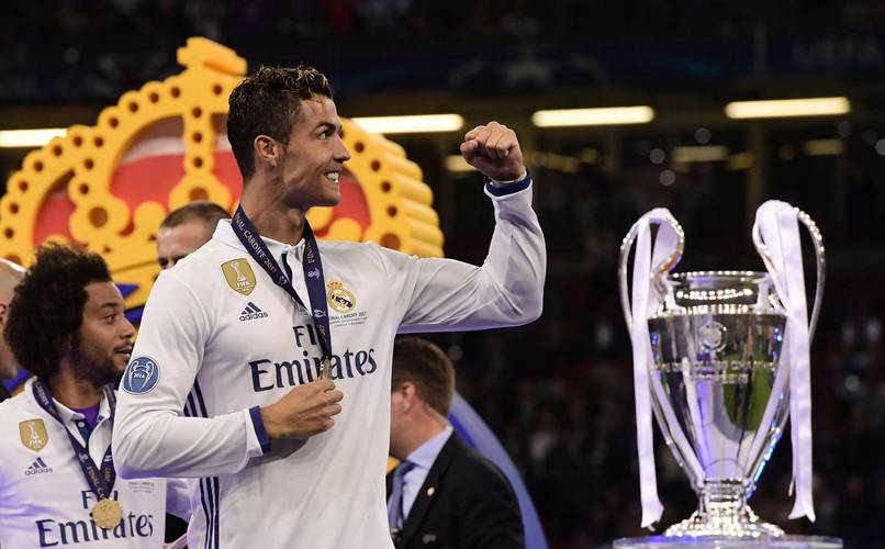 斯图里奇：赛前焦点都围绕着亚马尔，但埃斯特旺征服了所有人（斯图里奇：赛前聚光灯在亚马尔身上，征服全场的却是埃斯特旺）