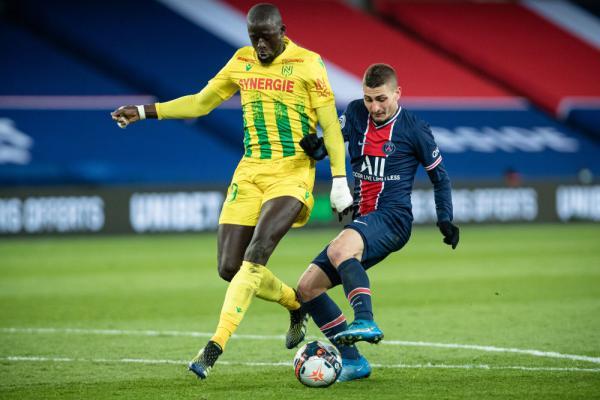 TA：曼城明夏可能签右后卫和右边锋，他们仍在关注利夫拉门托（TA：曼城或在明夏引进右后卫与右边锋，利夫拉门托仍列目标）