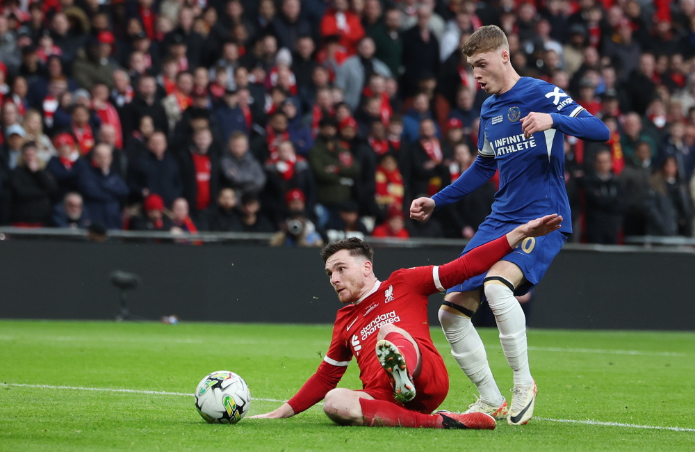 D站米兰哥第10集：先抑后扬的慢热状态和充满付出的牺牲精神（D站米兰哥第10集：低开高走的慢热与无私奉献的牺牲精神）