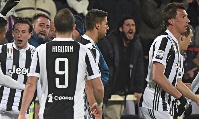 莱万多夫斯基和格策今晚要碰面了（莱万多夫斯基与格策今夜赛场相逢）