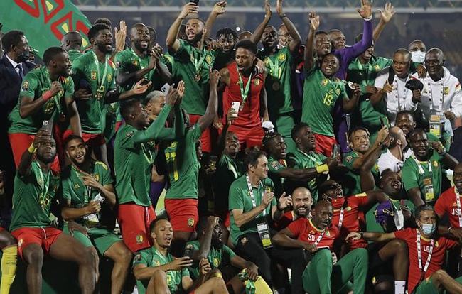 快船末节命中率高，全队士气大增（快船末节投篮准星飙升，士气全面提升）