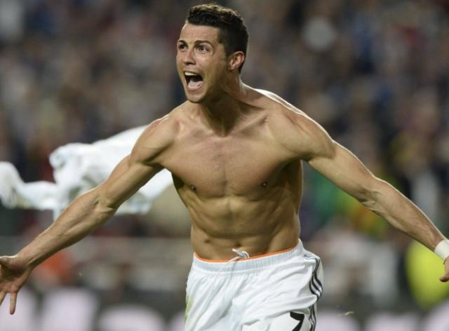 利物浦萨拉赫末节进球锁定胜利（萨拉赫终场前破门，利物浦锁定胜局）