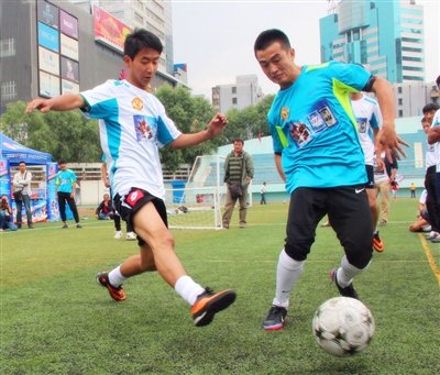 与皇马一役59916人入场观赛，创利物浦队史欧战主场新高（对阵皇马之战59916人到场，刷新利物浦欧战主场观赛纪录）