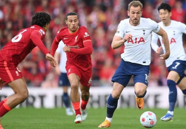 客战海港破门，林加德攻入个人亚冠首球（林加德客场攻破海港，收获亚冠处子球）