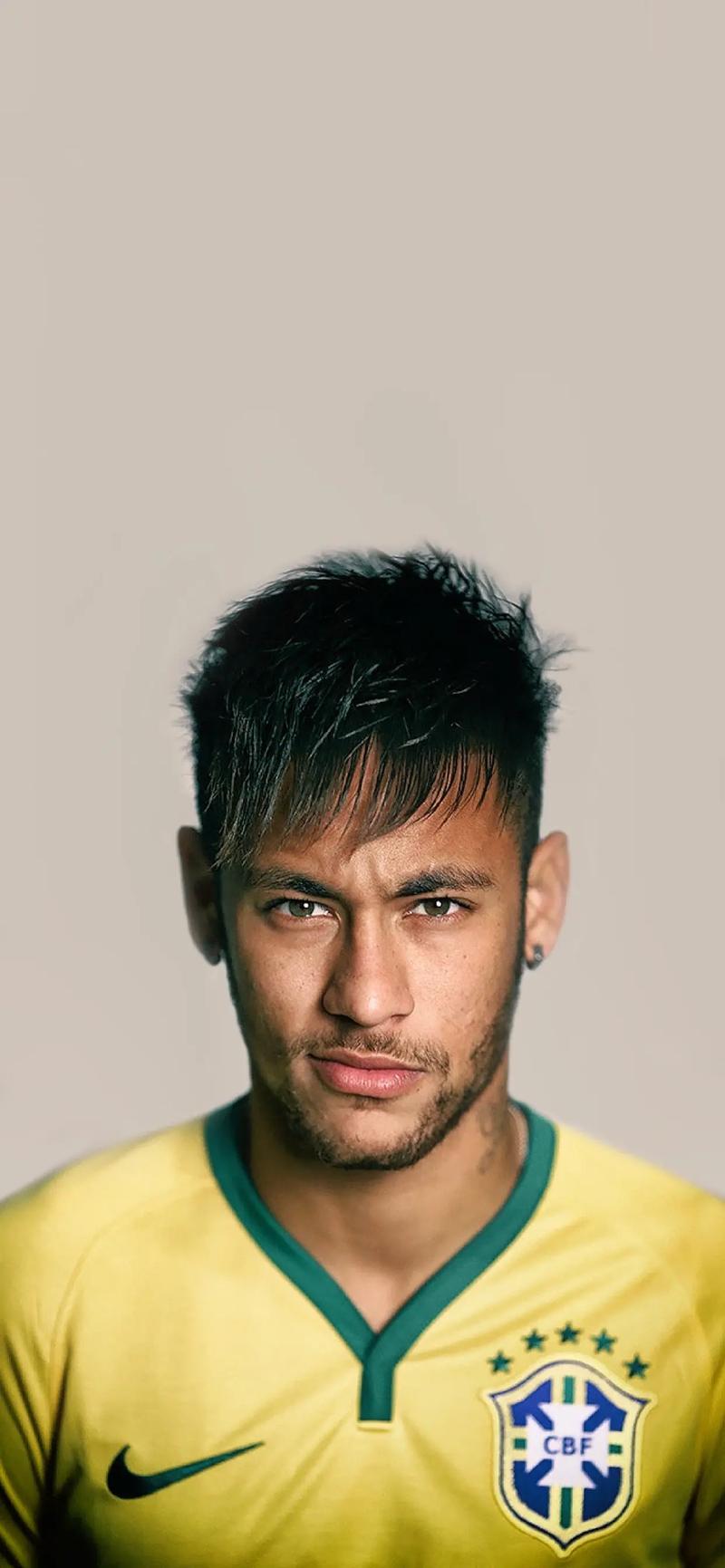 红星新闻：华夏幸福583万买两场比赛，一中间人截留超300万（红星新闻称华夏幸福花583万购两场比赛，中间人抽走逾300万）