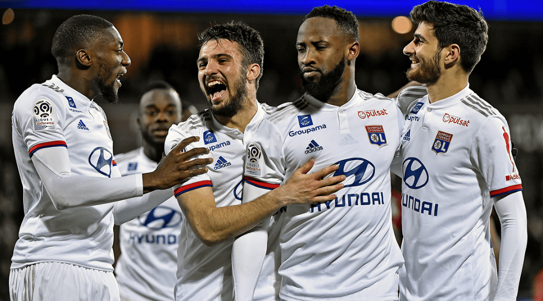 莫雷托：签维卡里奥难度大，国米密切关注弗赖堡门将阿图博卢（莫雷托：签下维卡里奥难度不小，国米正密切关注弗赖堡门将阿图博卢）