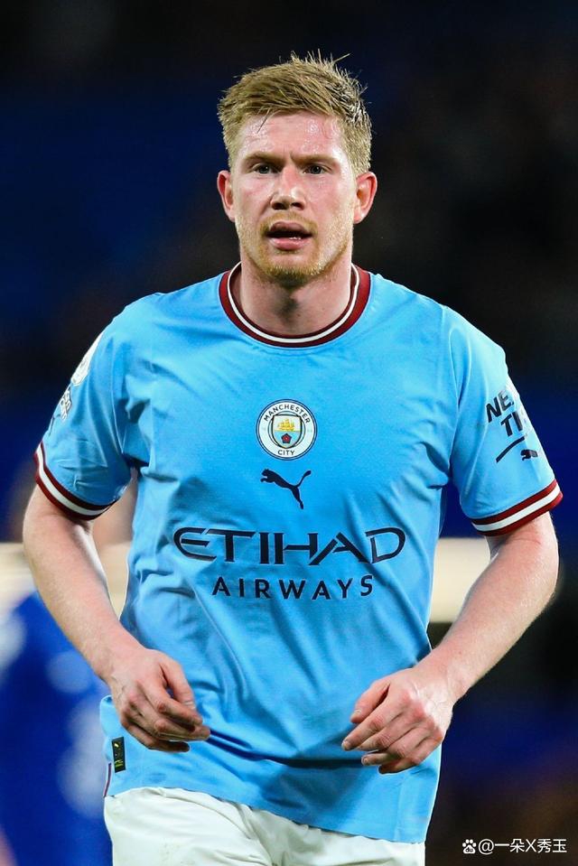 安德森：世界杯潜在首发？我只专注于踢好当下的每场比赛（安德森回应世界杯首发话题：专注当下每一战）